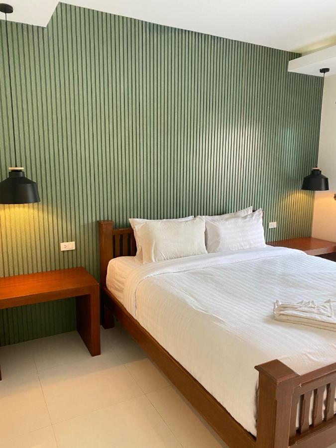 Hostel Chunut House