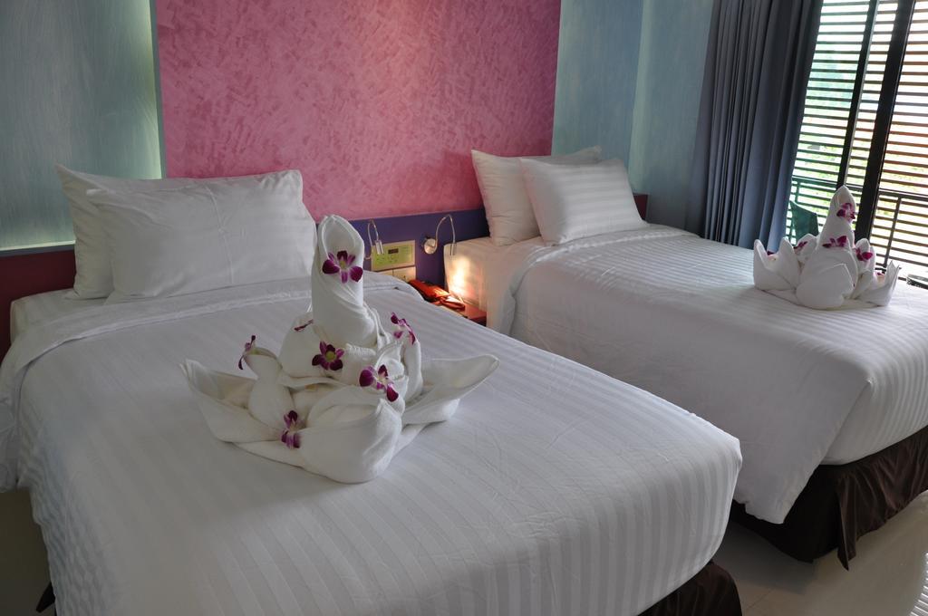 Hotel The Gallery At 4*
