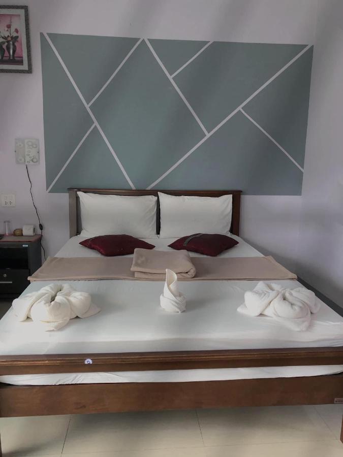 Zzeehouse 2*