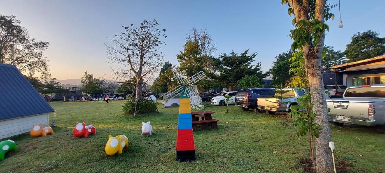 4 Corner Khaoyai Guest house *