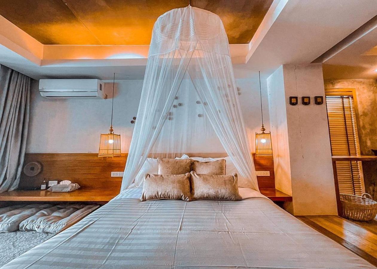 The Parlour Krabi Hotel 2*