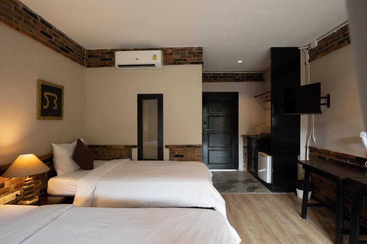 Motive Hotel 3*