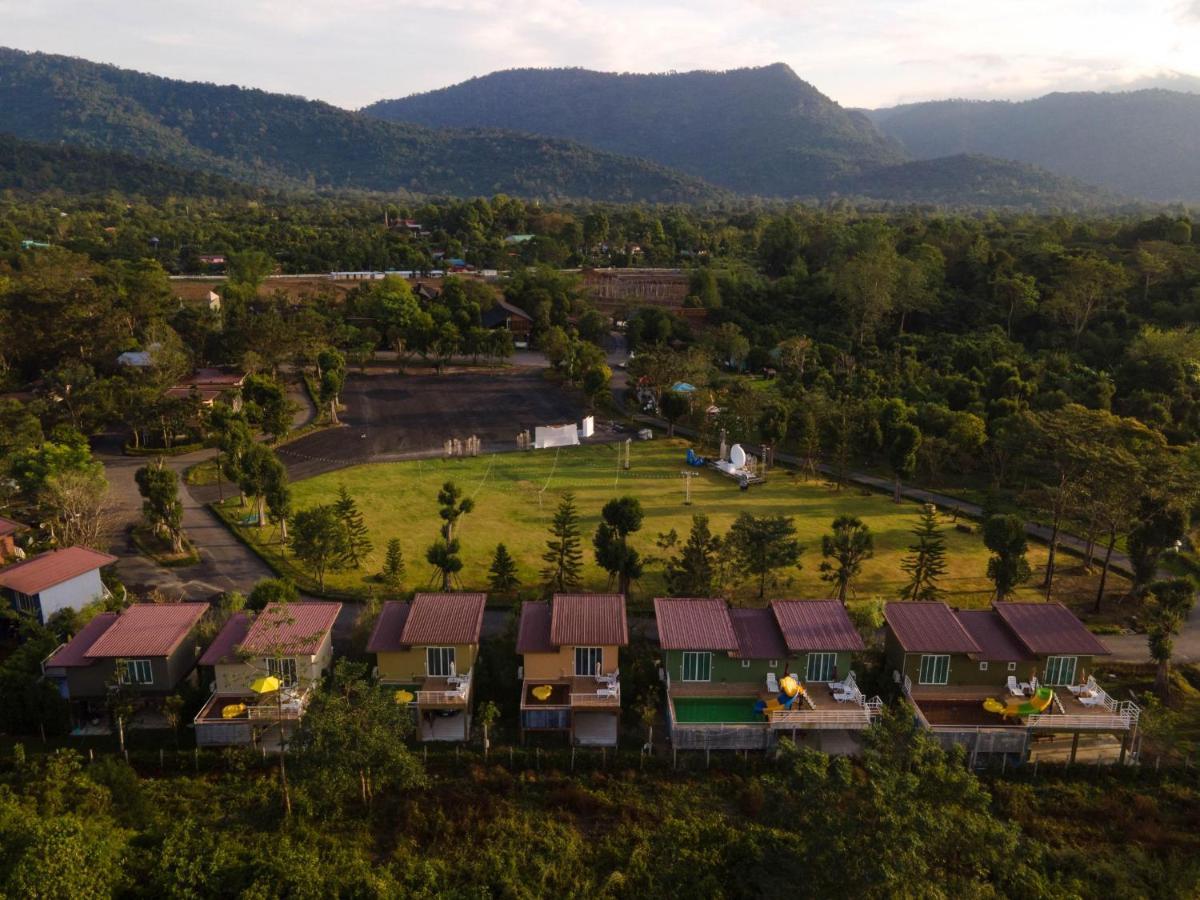 The Chamuang Forest Resort