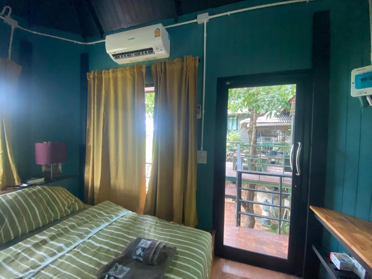 Jung Ja Hut Guest house 2*