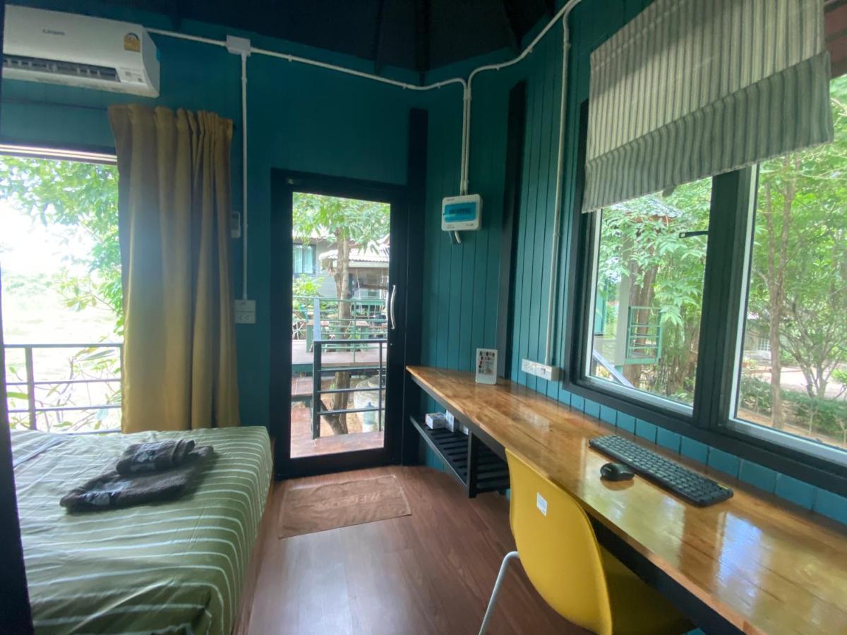 Jung Ja Hut Guest house 2*