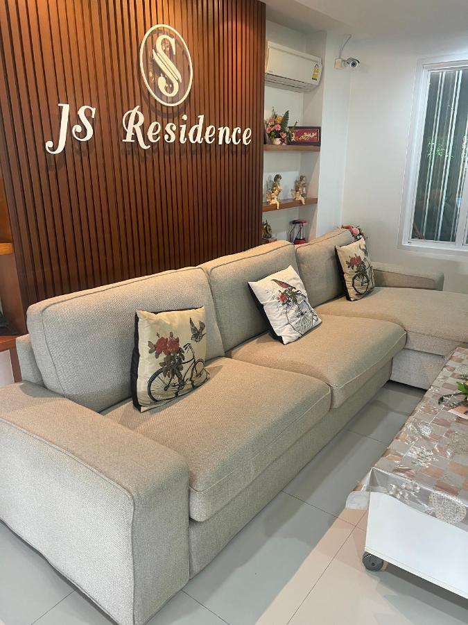 Apartment Js