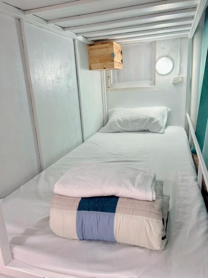 Hostel Yoghurt 3 Haad Rin