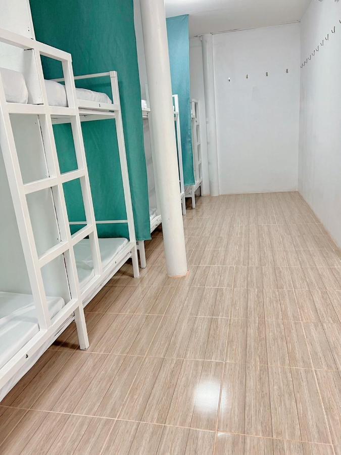 Yoghurt 3 Hostel