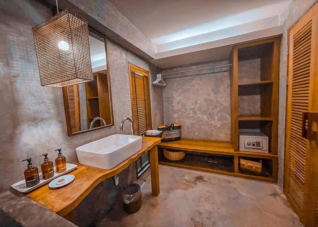 The Parlour Krabi Hotel 2*