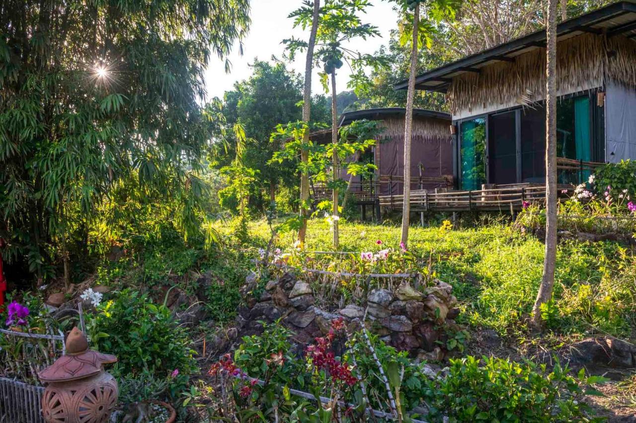Hidden Resort *