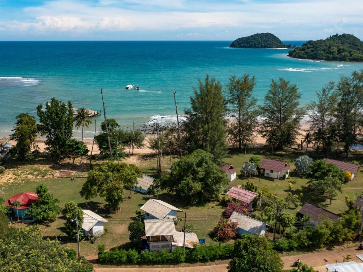 Resort Miss Koh Mak