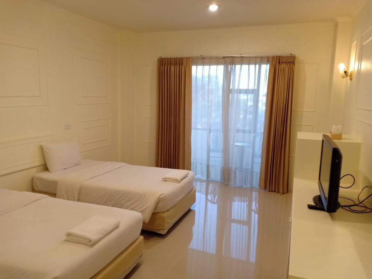 Hotel Golden Dragon 3*