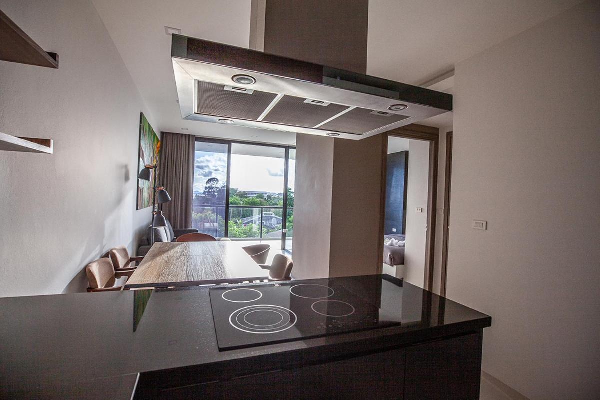 Beachfront Escape Seaview 5th & Floor- * Mae Phim