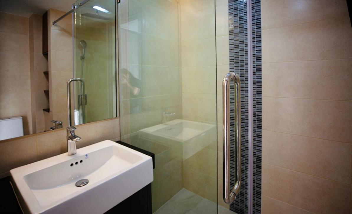 Beachfront Escape Seaview 5th & Floor- Mae Phim