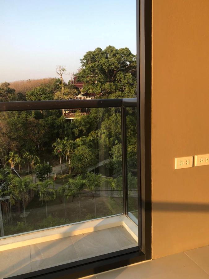 Apartment Beachfront Escape Seaview 5th & Floor-