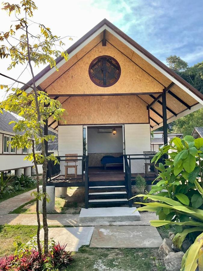 Sunrise House Guest house