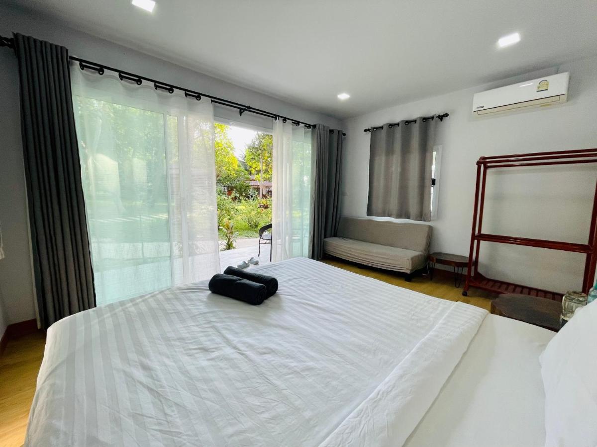 Marina Ranong Resort Koh Phayam