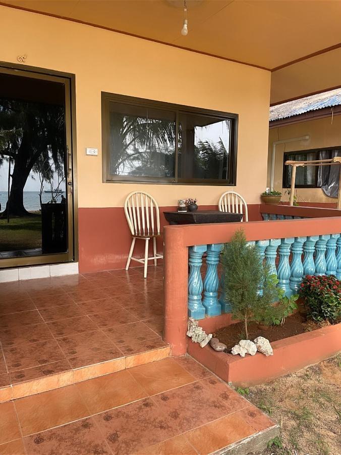 Baanyaiguesthouse * Koh Mak