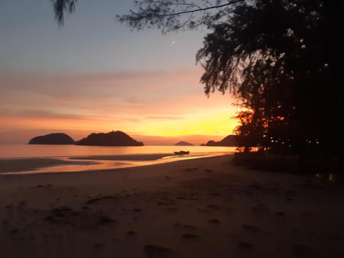 Miss Resort Koh Mak