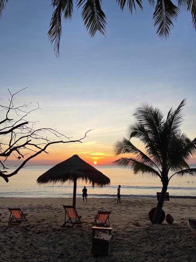 O Little Tent De Koh Chang Ranong