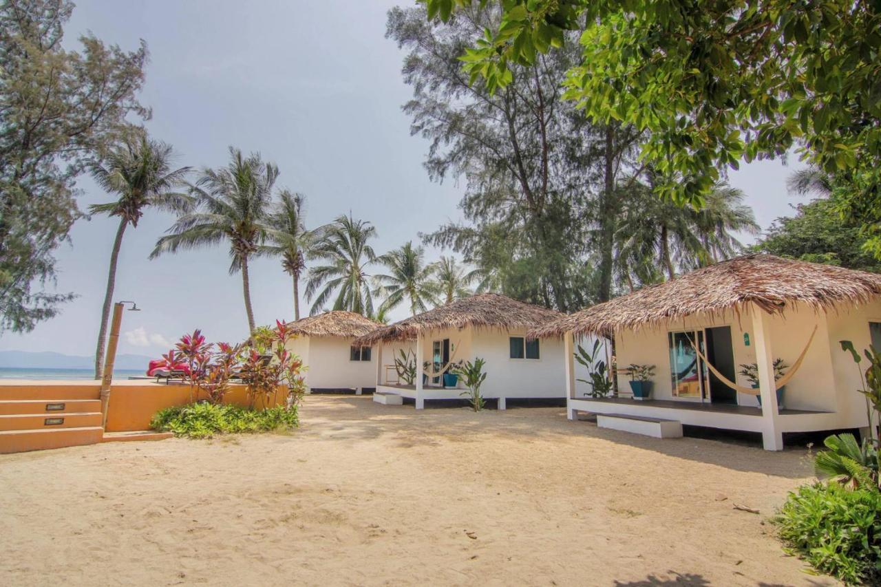 Sarana Resort Baan Tai