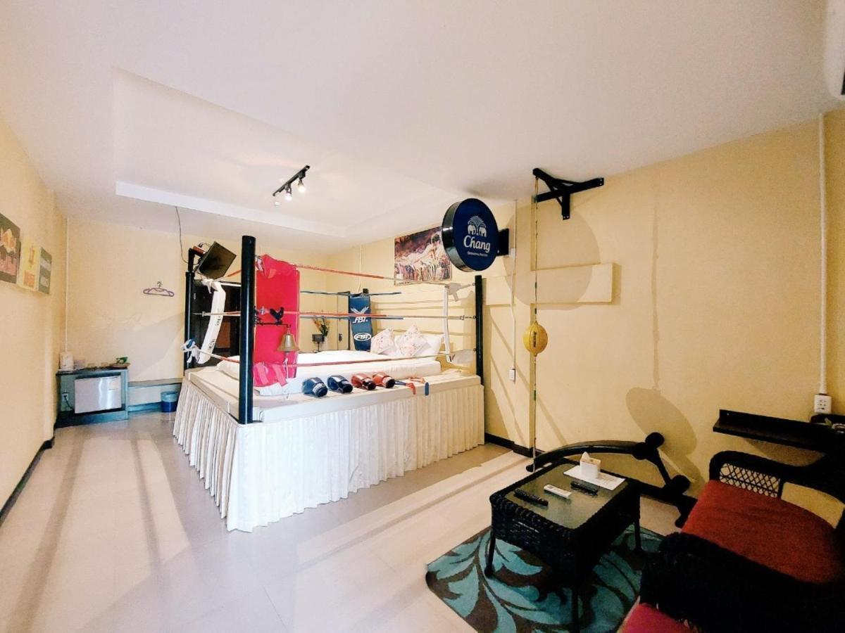 Hotel Retro Box Chumphon