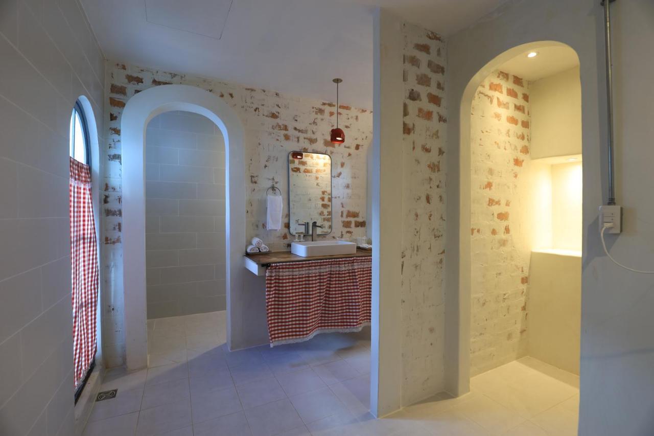 The Oia Resort 5*