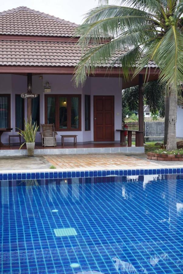 Resort Waterside