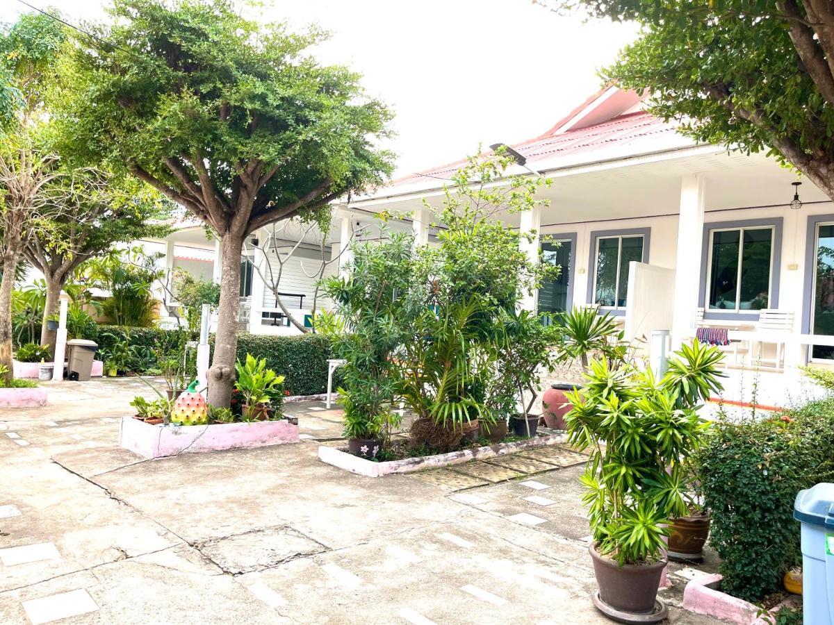 Insook Ko Guest house Ko Lan