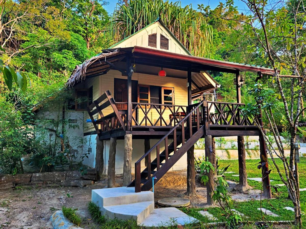 Flower Power Farm Village Resort