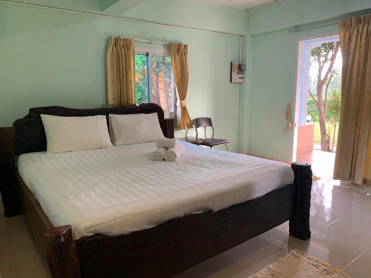 Atmyhomestay Bangsaphan Casa de hóspedes 2*