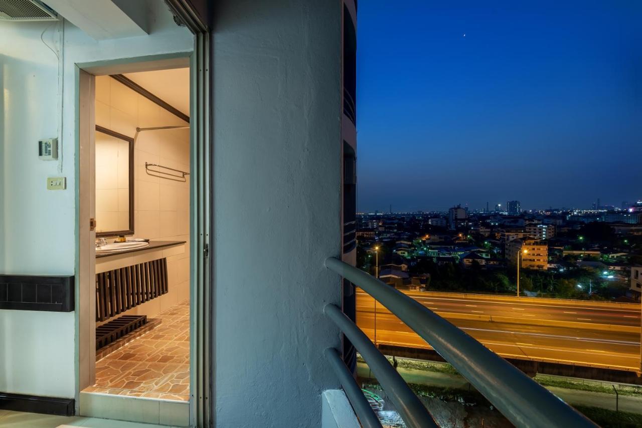 The Legacy Hotel 4*