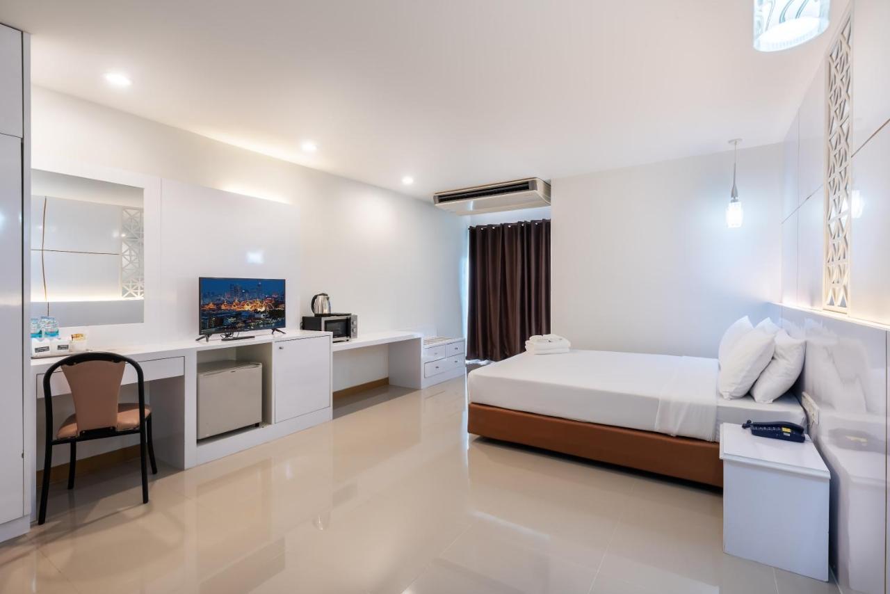 The Legacy Hotel