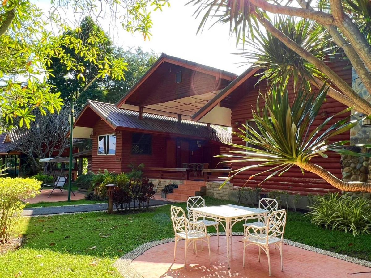 Resort ทิพย์วาริน เขาใหญ่ *