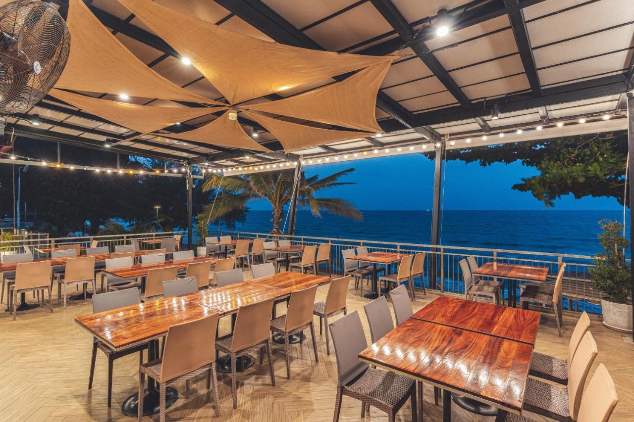 Resort Dunes Chaolao Tha Mai