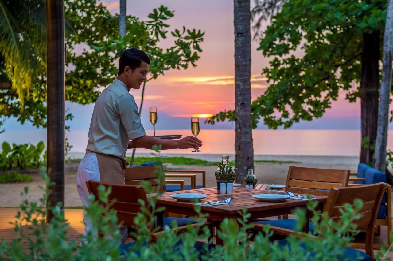 Resort Outrigger - Sha Extra