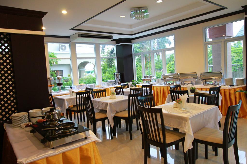Hotel Excella Ubon Ratchathani