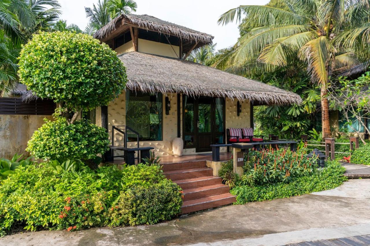 Centara Tropicana Resort