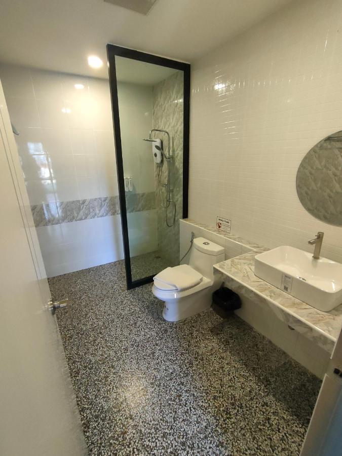 Wixky Hotel 5*
