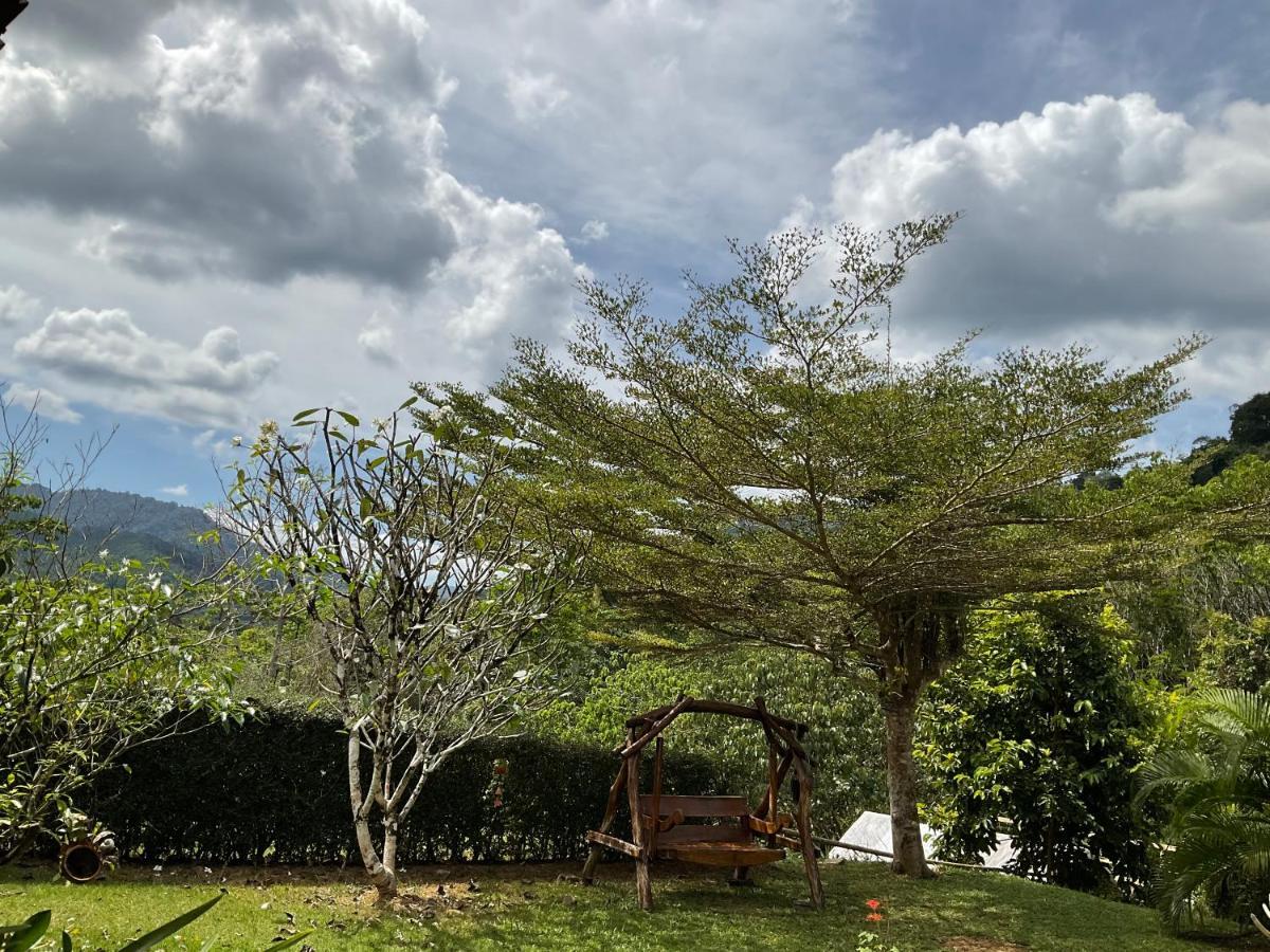 Khao Sok Hill Resort 2*