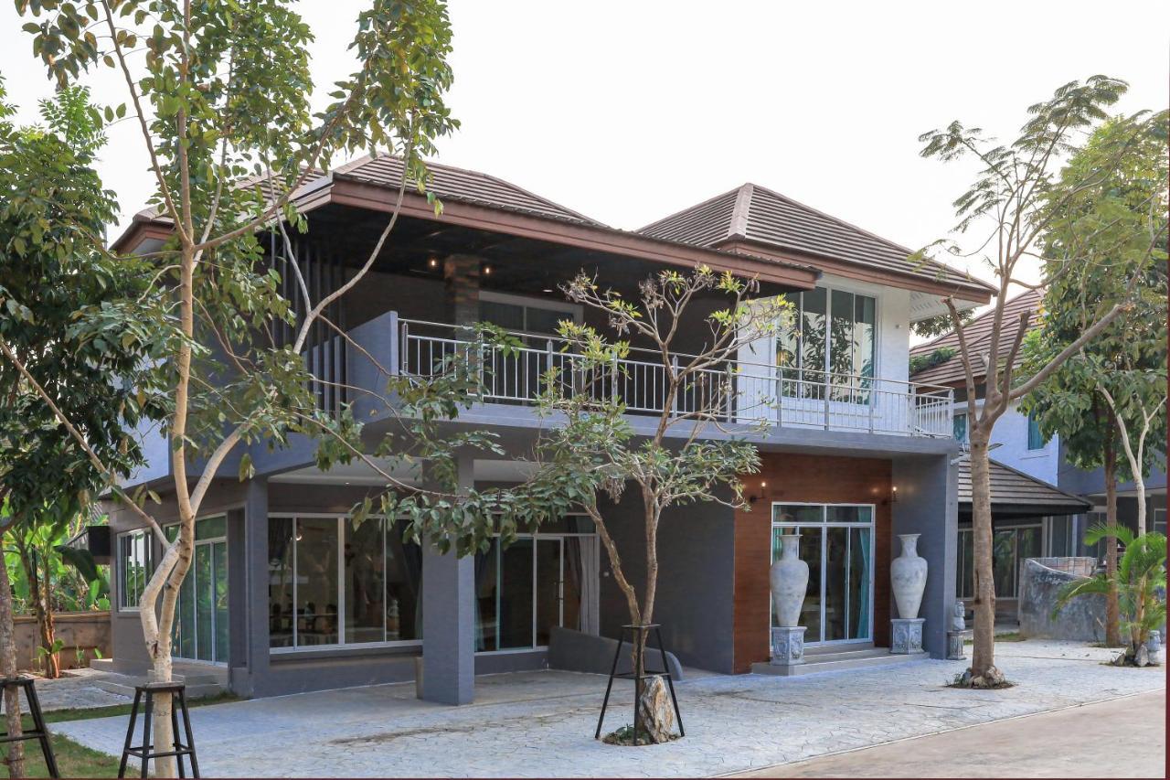 Happy Land Homestay