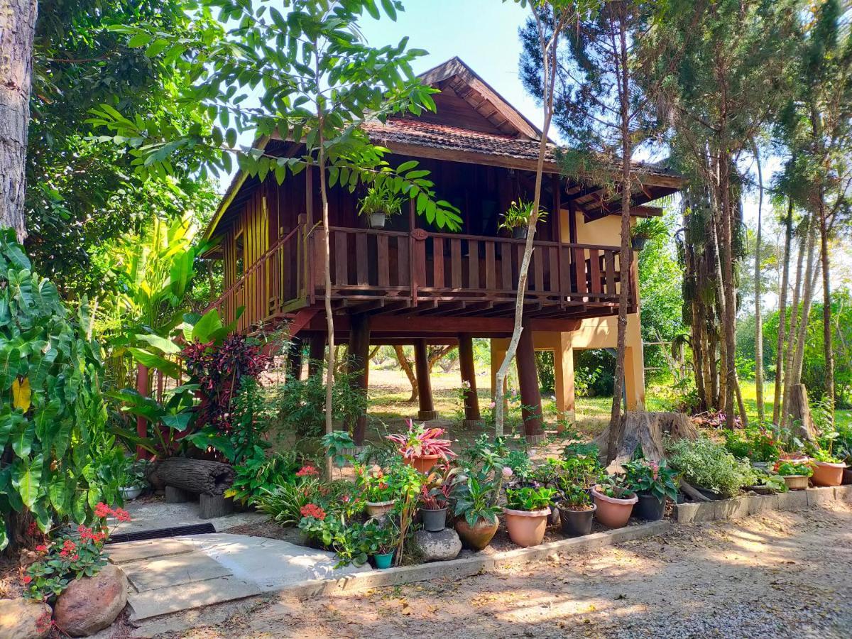 Resort Khoom Kam Kaew