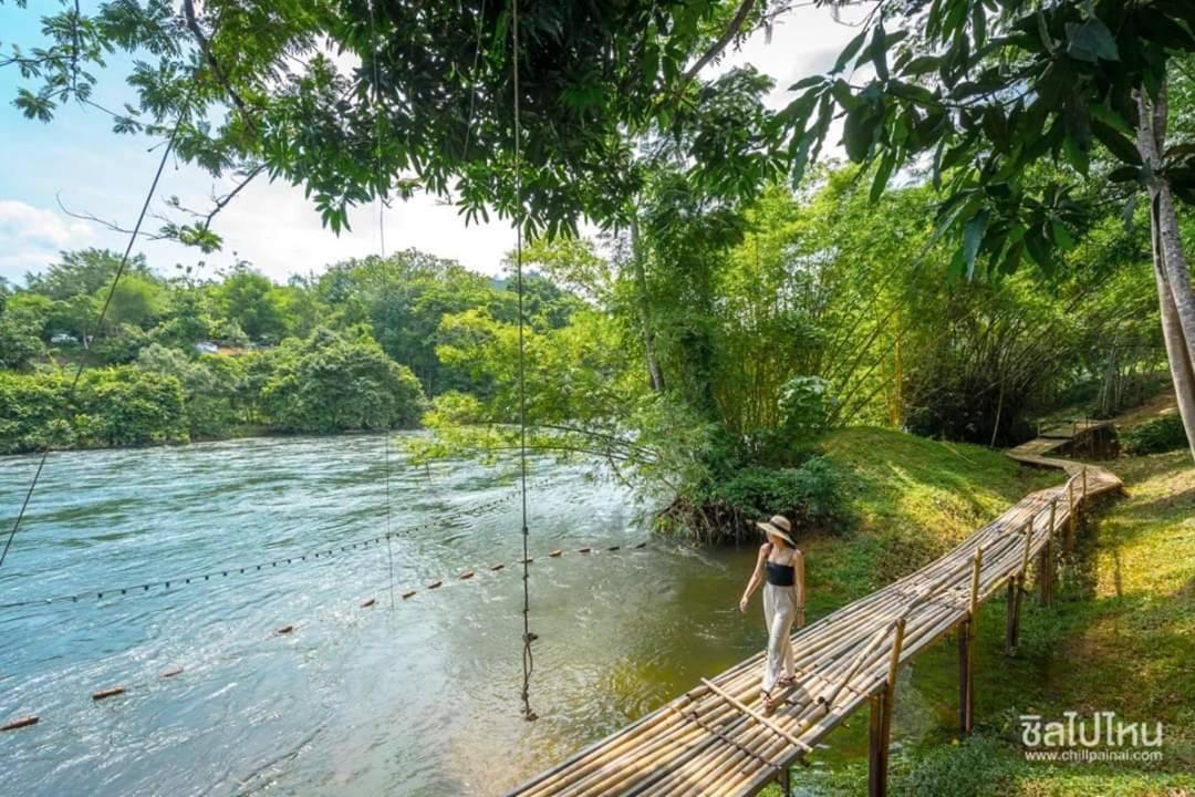 Resort River View At Chaewlan