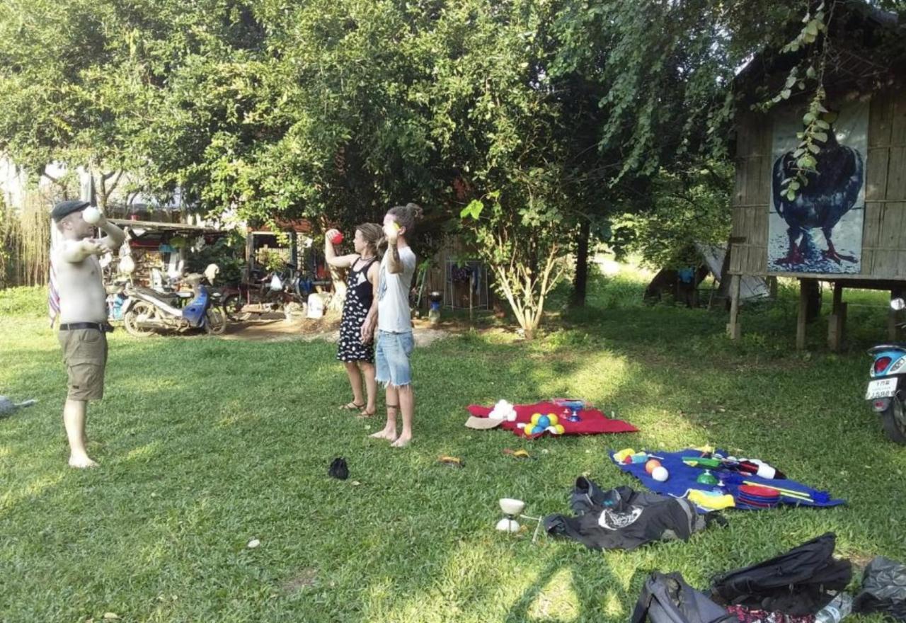 River Jam & Hostel Pai