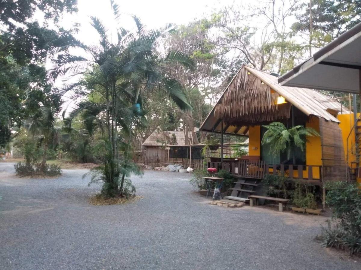 Brookhouse At Khaoyai Ban Khanong Phra Klang