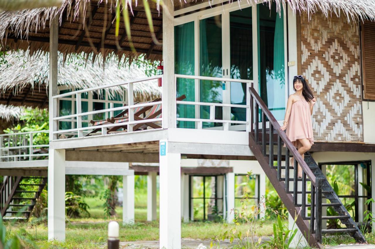 Pawapi Beach Resort Koh Mook Hotel