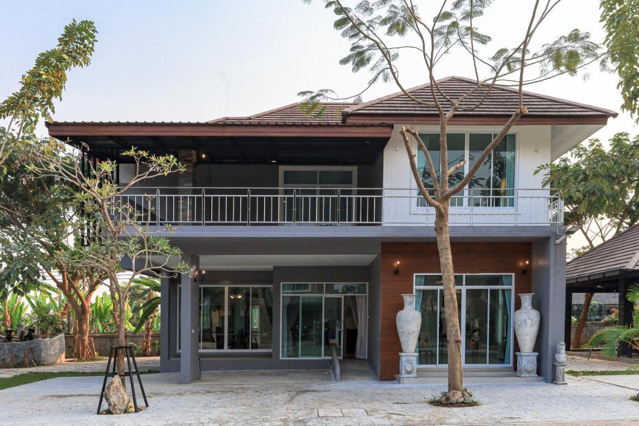Homestay Happy Land