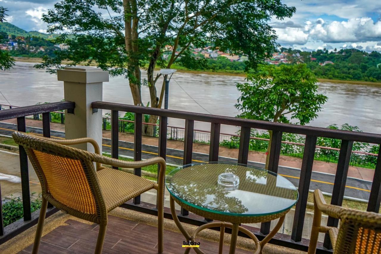 Chiangkhong Teak Garden Riverfront Onsen Hotel- Sha Extra 4* Chiang Khong