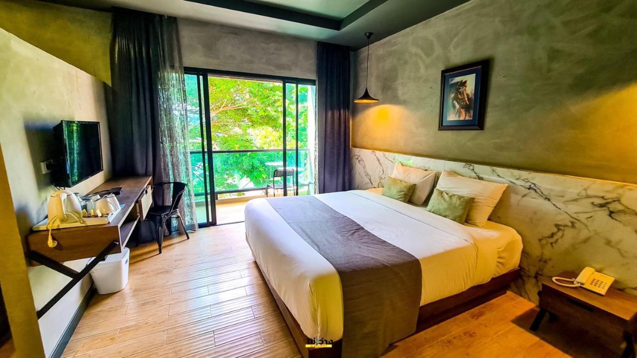 Chiangkhong Teak Garden Riverfront Onsen Hotel- Sha Extra Hotel