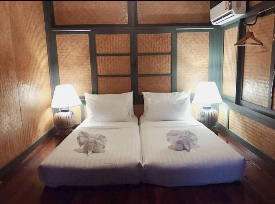 Bann Pae And Resort 3*